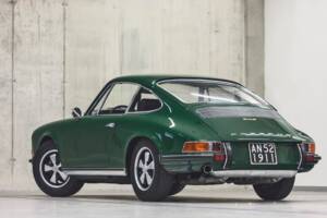 Bild 1/43 von Porsche 911 2.0 E (1969)
