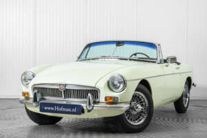 Afbeelding 3/50 van MG MGB (1968)