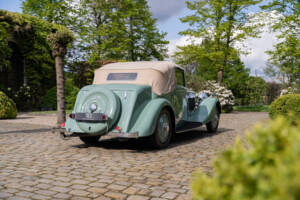 Image 18/23 of Bentley 3 1&#x2F;2 Liter Park Ward DHC (1936)