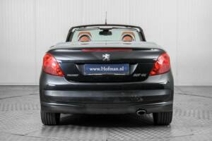Image 13/50 de Peugeot 207 CC 1.6 VTi (2008)