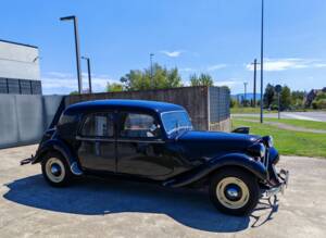 Image 13/47 of Citroën Traction Avant 11 B (1955)