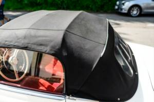 Image 9/25 of Mercedes-Benz 190 SL (1958)