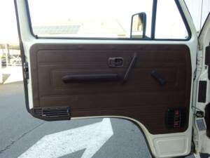 Bild 39/97 von Volkswagen T3 Westfalia 1.9 (1983)