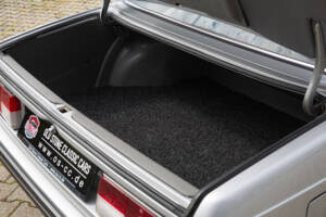Afbeelding 12/36 van BMW 633 CSi (1977)