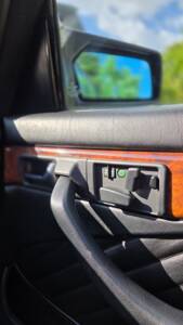Bild 15/31 von Mercedes-Benz 560 SEC (1991)