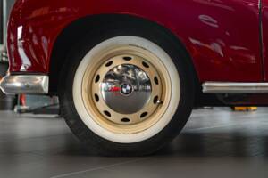 Image 23/50 of BMW 501&#x2F;6 (1955)