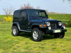 Bild 16/38 von Jeep Wrangler Sport Hardtop 2.5 (1997)