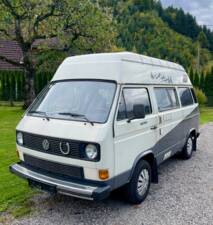 Bild 1/17 von Volkswagen T3 Camper 1.6 D (1983)