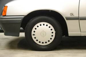 Afbeelding 12/50 van Opel Kadett 2,0i GSi (1988)