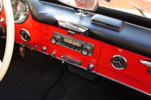 Bild 11/38 von Mercedes-Benz 190 SL (1961)