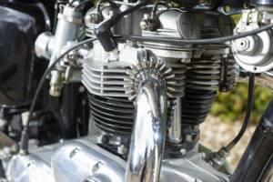 Image 21/45 of Triumph Bonneville T120TT (1967)