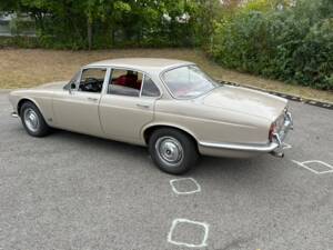 Bild 5/40 von Jaguar XJ 6 4.2 (1971)