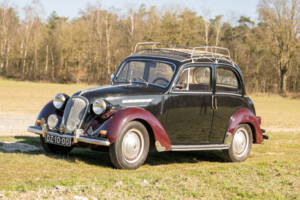 Immagine 28/35 di SIMCA 8 - 1200 (1951)