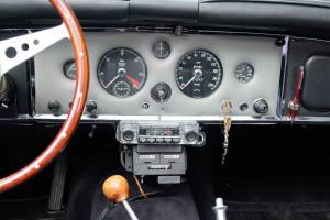 Image 13/21 de Jaguar XK 150 3.4 S OTS (1959)