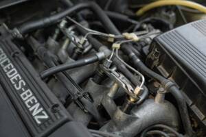 Obraz 45/50 pojazdu Mercedes-Benz 190 E 2.3-16 (1985)