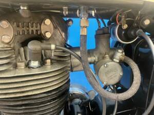 Image 7/19 of Norton DUMMY (1960)