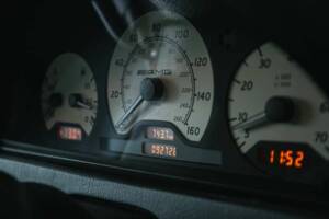 Image 13/48 of Mercedes-Benz C 55 AMG (1998)