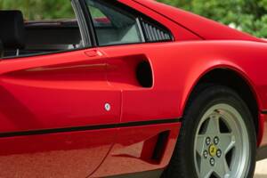 Afbeelding 21/50 van Ferrari 208 GTB Turbo (1987)