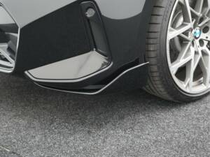 Image 39/50 of BMW 330i xDrive Touring (2025)
