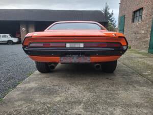 Image 7/46 de Dodge Challenger R&#x2F;T 440 Six-Pack (1970)