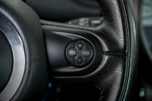 Image 20/50 of Mini One Countryman (2011)