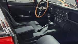 Image 11/11 of Jaguar E-Type 3.8 (1964)