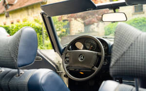 Imagen 60/89 de Mercedes-Benz 280 SL (1977)
