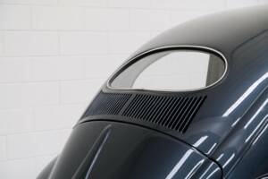 Image 14/24 of Volkswagen Beetle 1200 Standard &quot;Oval&quot; (1953)