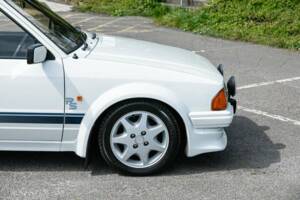 Image 32/33 de Ford Escort turbo RS (1986)