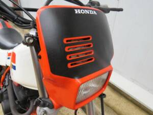 Image 7/34 of Honda TLR 200 (1983)