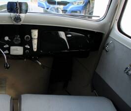Image 34/50 of Citroën Traction Avant 11 Familiale (1955)