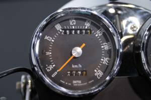 Image 43/50 of Ducati 750 GT (1972)