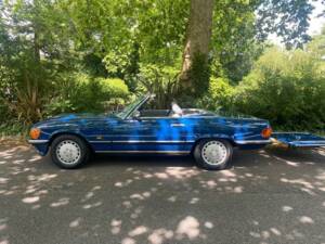 Imagen 27/50 de Mercedes-Benz 300 SL (1988)