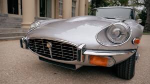 Bild 38/81 von Jaguar E-Type V12 (2+2) (1971)