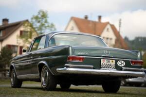 Image 3/9 of Mercedes-Benz 250 SE (1966)