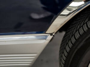 Immagine 26/40 di Mercedes-Benz 380 SE (1985)