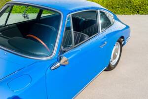 Immagine 7/21 di Porsche 911 2.0 (1965)