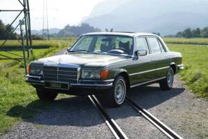 Afbeelding 13/28 van Mercedes-Benz 450 SEL (1979)