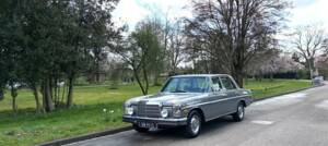Image 1/12 of Mercedes-Benz 250 (1971)