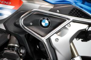 Image 45/50 of BMW DUMMY (2017)