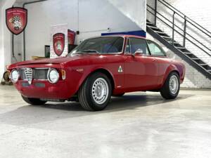 Imagen 15/68 de Alfa Romeo Giulia 1600 Sprint GT Veloce (1966)