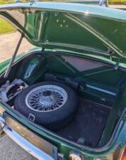 Immagine 31/37 di MG MGB (1972)