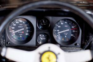 Image 15/23 de Ferrari 400 GT (1979)