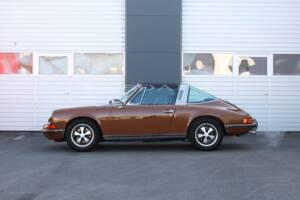 Image 2/23 of Porsche 911 2.4 T (1973)