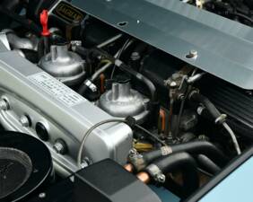 Afbeelding 38/50 van Jaguar E-Type V12 (2+2) (1972)