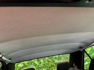 Bild 35/37 von Mercedes-Benz 190 E 2.0 (1991)