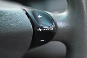 Bild 42/50 von Porsche 911 Carrera 4S (2004)