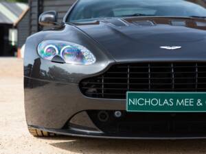 Bild 42/84 von Aston Martin V12 Vantage (2010)