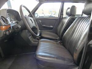 Image 34/44 of Mercedes-Benz 280 (1978)