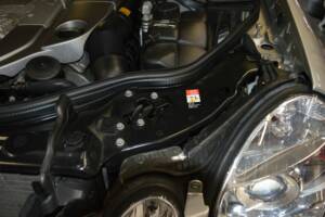 Imagen 92/100 de Mercedes-Benz E 55 AMG (2003)